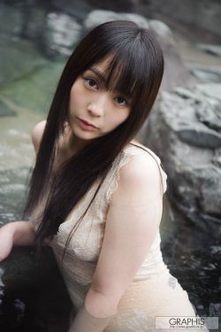 谎言的诱惑吻戏