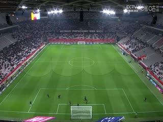 在线五区中文日韩AV